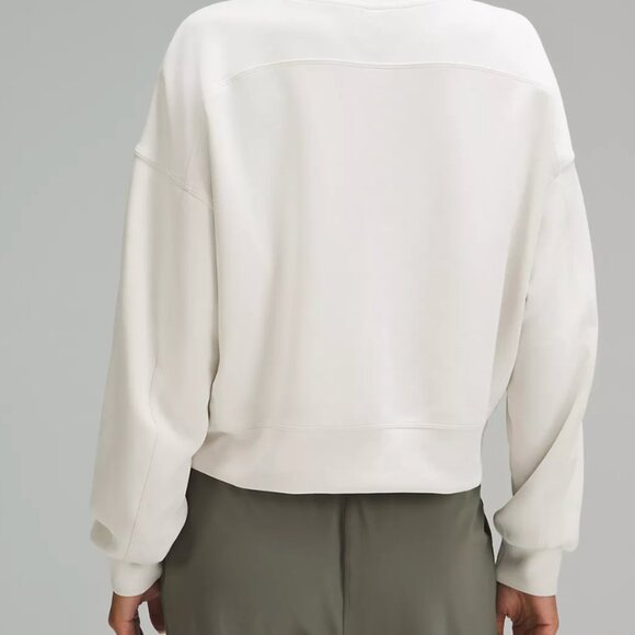 Lululemon Athletica NWOT Softstreme Perfectly Oversized Cropped Crew size 4 NEW - Picture 2 of 13